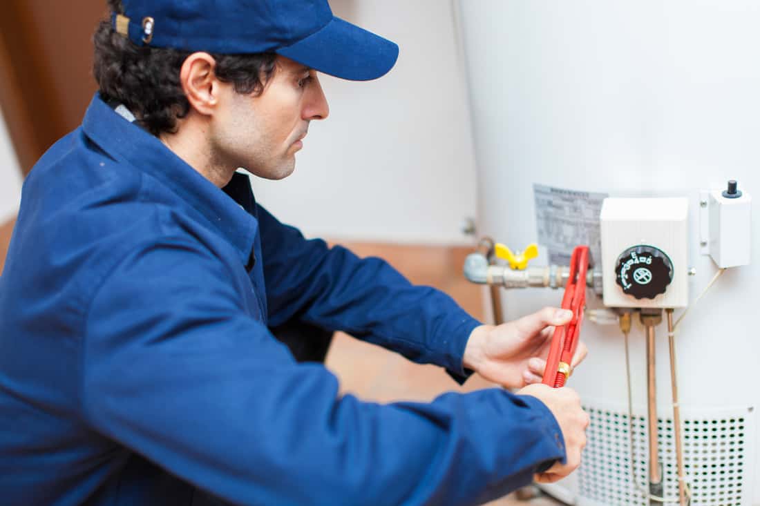 how to test a water heater element